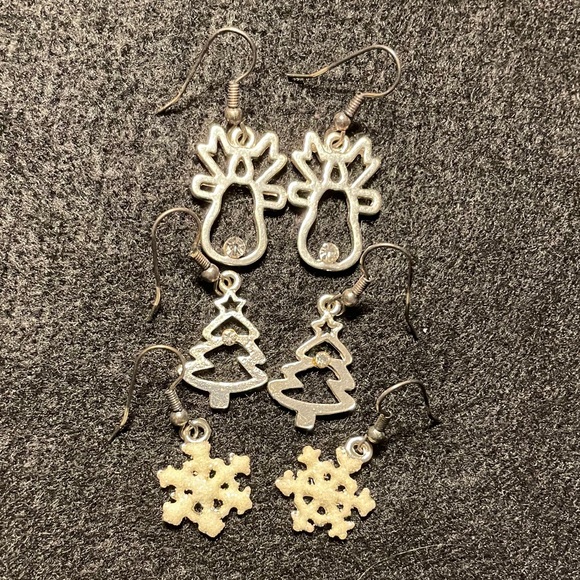 Holiday Earring Set - Picture 1 of 7